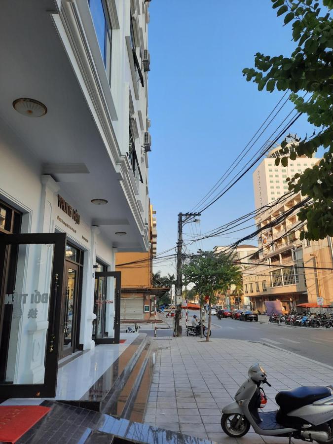 Nha Nghi Trung Hau Hotel Mong Cai Bagian luar foto